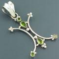 Handmade Peridot Sterling Silver Pendant (India)
