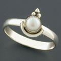 Dainty Sterling Silver Pearl Ring (India)