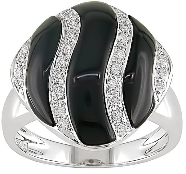 14k Gold Black Onyx and 1/8ct TDW Diamond Ring