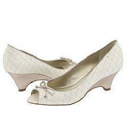 AK Anne Klein Haruna Ivory/Gold Leather