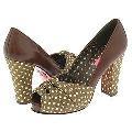 Betsey Johnson Lefty Brown