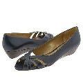 Naturalizer Urbana Navy Day Leather