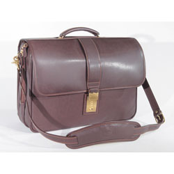 Korchmar Atlas Leather Zippered Flap Laptop Case