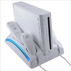 Docking Station W/ 2 Rechargeable Battery for Wii