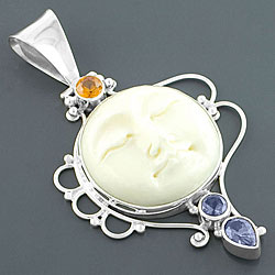 Sterling Silver Carved Bone Smiley Face Pendant (Indonesia)
