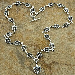 Sterling Silver 'Fleur De Lis' Necklace (Indonesia)