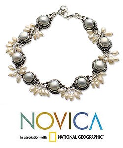 Sterling Silver 'Moons and Shooting Stars' Pearl Bracelet (Indonesia)