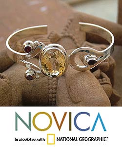 'Aglow' Citrine and Garnet Bracelet (India)
