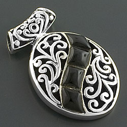 Sterling Silver Black Onyx Pendant (Thailand)
