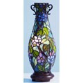 Tiffany-style Water Lily Accent Lamp