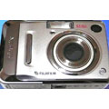 Fuji A500 5.1MP Digital Camera with 3x Optical Zoom