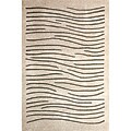 Hand-tufted Animal Instinct Novelty Rug (5' Round)