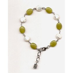 New Jade and Mother of Pearl Bracelet (Dominican Republic)