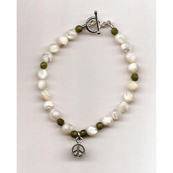 Jade and Mother of Pearl Peace Pendant Bracelet (Dominican Republic)