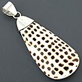 Sterling Silver Patterned Ocean Shell Pendant (Indonesia)