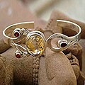 'Aglow' Citrine and Garnet Bracelet (India)