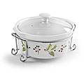Mayfair & Jackson 1.6-quart Round Holly Casserole Dish
