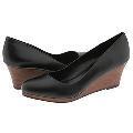 Steve Madden Natiah Black Leather Pumps/Heels