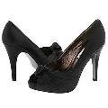 Steve Madden Leilana Black Leather Pumps/Heels