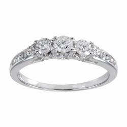 14k White Gold 1/2ct TDW Diamond 3-stone Anniversary Ring (H-I, I2)
