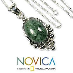 Sterling Silver 'Praise Love' Jade Necklace (Guatemala)