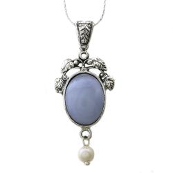 Sterling Silver White Freshwater Pearl and Blue Agate Necklace (5mm)