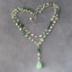 Green Layered Aventurine Rosary Style Faceted Pendant Necklace (Thailand)