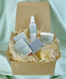 Heavenly Bodies Lavender Lovers Gift Box (USA)