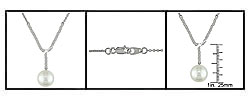 18k Gold 1/4ct TDW Diamond and Pearl Necklace (GH, SI) (11 mm)