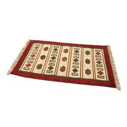 Neema Hand-woven Chenille Rug 3' x 5' (India)