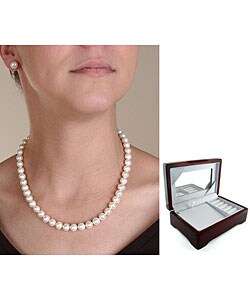 14k Cultured Freshwater Pearl Necklace Earring Set (8-9 mm)
