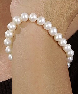 14k Gold Cultured Freshwater Pearl Bracelet (7.5-8mm)