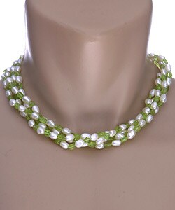 Freshwater Pearl Peridot Necklace (Case of 3)
