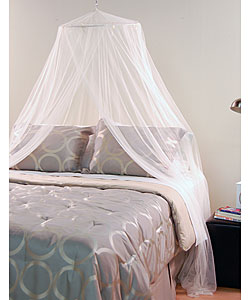 Canopy Beds and Bedding