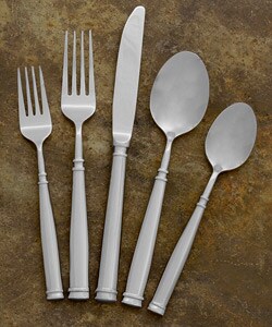 Hampton Avignon I Mirror 45-piece Flatware Set