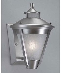Retro Style Compact Outdoor Coach Lantern