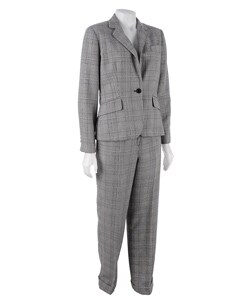 Larry Levine Women's 2-piece Herringbone Pant Suit