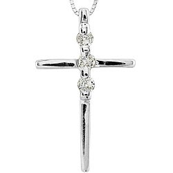 10k White Gold 1/6ct TDW Diamond Cross Necklace (J/K, I2/I3 )