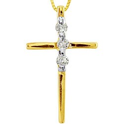 10k Yellow Gold 1/6ct TDW Diamond Cross Necklace (J-K,I2-I3)
