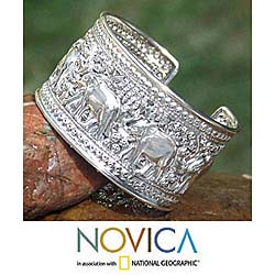 Sterling Silver 'Elephant Parade' Bracelet (Thailand)