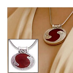 Sterling Silver Carnelian Necklace 'Royal Amulet' (India)