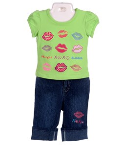 XOXO Toddler Girl's 2-piece Lip Print Tee/ Capri Set