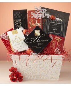 Mother's Day Elegance Gift Basket