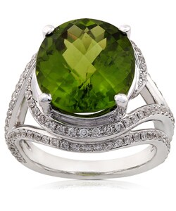 18k White Gold Peridot and 7/8ct TDW Diamond Ring (H-I, SI)