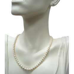 White Freshwater Pearl Necklace and Earrings Set (4-8 mm)