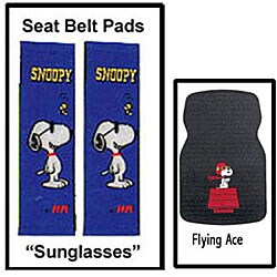Snoopy Auto Floor Mat and Seat Belt Pad Set