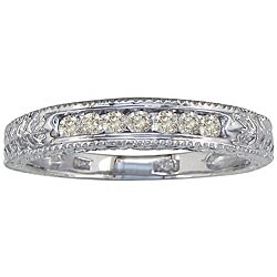 10k White Gold 1/8ct TDW Diamond Wedding Band