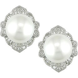 14k Gold Pearl 1 1/5ct TDW Diamond Earrings (HI, I1-I2) (12-13 mm)