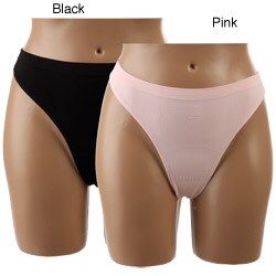 pics of women in thong panties