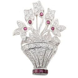 Encore by Le Vian 18k Gold Ruby and 1/2ct TDW Diamond Flower Pin (M-N, SI2-SI3)